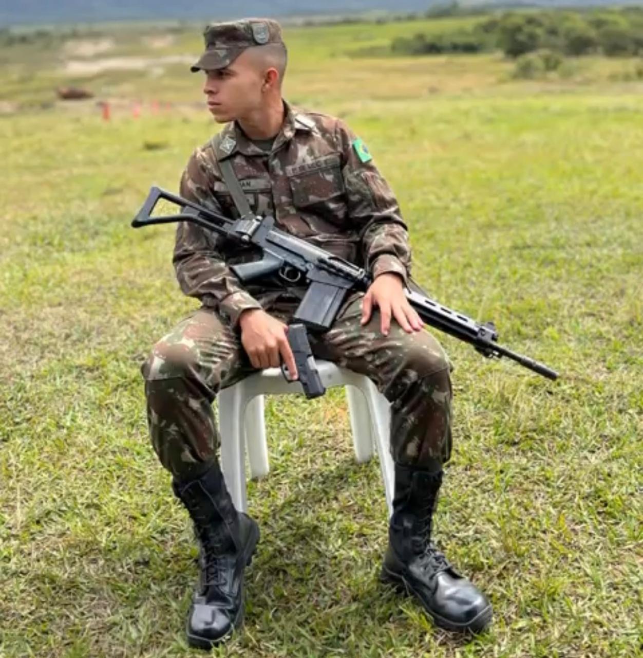 Juan Gomes no Exército Brasileiro - foto 2
